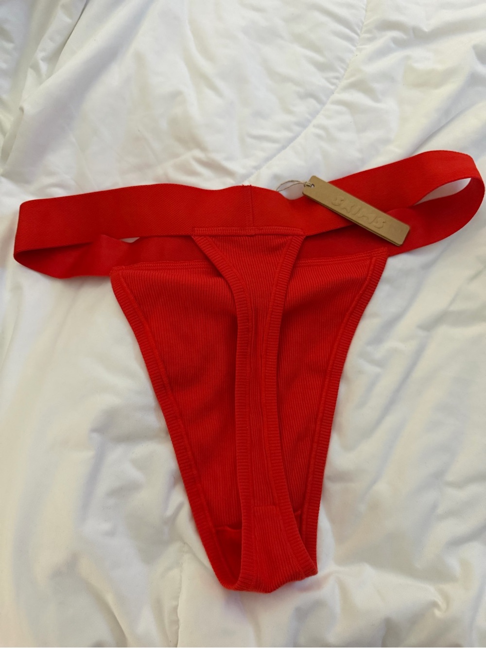SKIMS Ribbed High-Cut Thong In Ruby XL - Picture 4 of 4